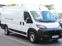 Gebraucht Peugeot Boxer 140 PS (102 kW) 2025 Weiß Van