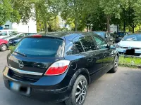 Usata Opel Astra 90 CV (66 kW) 2005 Nero Station wagon