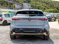 Używany Renault Megane E-Tech Iconic 160 kW (218 KM) 2022 Szary SUV
