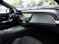Gebraucht Mercedes E220 AMG 197 PS (144 kW) 2024 Schwarz metalliclack obsidianschwarz Limousine