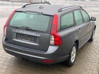 Gebraucht Volvo V50 109 PS (80 kW) 2008 Weiß Kombi