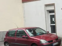 Gebraucht Renault Clio 72 PS (52 kW) 2002 Rot Kleinwagen