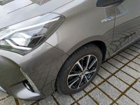 gebraucht Toyota Yaris Hybrid Team D *Klima*SHZ*RFK*Nebel*Top TÜV 04/25