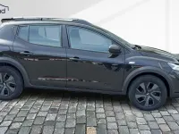 Neu Dacia Sandero Essentiel 91 PS (66 kW) 2025 Schwarz SUV