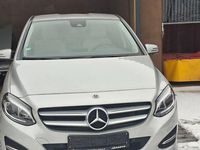 Gebraucht Mercedes B180 136 PS (100 kW) 2018 Silber Van / Kleinbus