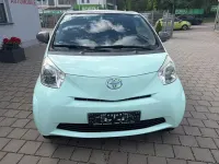 Gebraucht Toyota iQ Basis 68 PS (50 kW) 2009 Blau Kleinwagen