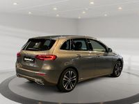 Gebraucht Mercedes B200 Progressive 163 PS (119 kW) 2019 Mountaingrau metallic Van / Kleinbus