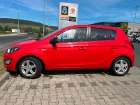 Gebraucht Hyundai i20 85 PS (62 kW) 2012 Rot Kleinwagen
