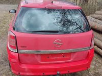 Gebraucht Opel Astra 105 PS (77 kW) 2006 Rot Kombi