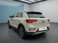 Usata VW T-Roc 150 CV (110 kW) 2023 Grigio SUV