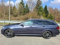 Gebraucht Mercedes E200 184 PS (135 kW) 2014 Blau Limousine