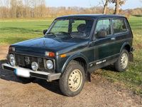 Gebraucht Lada Taiga 83 PS (61 kW) 2013 Grün SUV