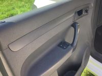 Gebraucht VW Caddy 75 PS (55 kW) 2014 Weiß Van / Kleinbus