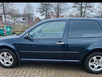 Gebraucht VW Golf IV 102 PS (75 kW) 2002 Blau Limousine