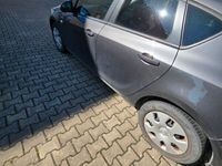 gebraucht Opel Astra Lim.5-trg.Design Edition 1.4 Klima