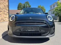 Gebraucht Mini Cooper 136 PS (100 kW) 2023 Schwarz Kleinwagen