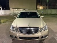 Gebraucht Mercedes E250 Elegance 204 PS (150 kW) 2009 Beige Limousine