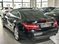 Gebraucht Mercedes E350 AMG 306 PS (225 kW) 2012 Schwarz Coupé