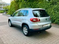 Gebraucht VW Tiguan 200 PS (147 kW) 2009 Silber SUV