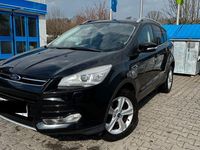 Second-hand Ford Kuga Titanium 182 CP (133 kW) 2013 Negru SUV