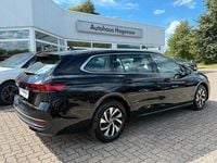 Second-hand VW Passat Business 150 CP (110 kW) 2024 Verde Berlinǎ