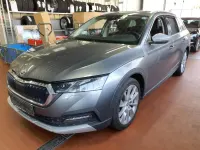 Gebraucht Skoda Octavia Scout 4x4 200 PS (147 kW) 2023 Grau Kombi