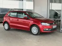 Gebraucht VW Polo Comfortline 90 PS (66 kW) 2014 Rot Kleinwagen