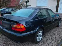 Gebraucht BMW 320 150 PS (110 kW) 2004 Blau Limousine