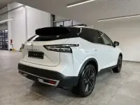 Neu Nissan Qashqai 360º 158 PS (116 kW) 2026 Pearl white / dach schwarz SUV