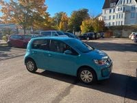 Second-hand VW up! 60 CP (44 kW) 2017 Albastru Hatchback