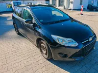 Gebraucht Ford Focus 115 PS (84 kW) 2014 Schwarz Kombi