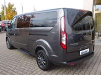 Gebraucht Ford Tourneo Titanium 131 PS (96 kW) 2021 Magneticgrau (metallic) Van / Kleinbus