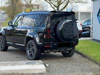 Gebraucht Land Rover Defender SE Dynamic 200 PS (147 kW) 2024 Schwarz SUV