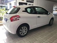 gebraucht Peugeot 208 1.0 68 VTi *ACCESS*