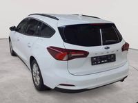 Gebraucht Ford Focus Cool & Connect 120 PS (88 kW) 2022 Frozen white Kombi