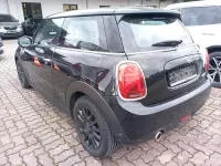 Gebraucht Mini Cooper 136 PS (100 kW) 2020 Midnight black metallic midnight black metallic Kleinwagen