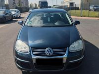 Second-hand VW Jetta 116 CP (85 kW) 2006 Gri Berlinǎ