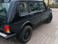 Gebraucht Lada Taiga 83 PS (61 kW) 2020 Grün SUV