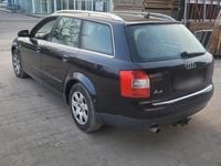 Gebraucht Audi A4 130 PS (95 kW) 2002 Schwarz Kombi