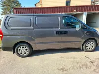 Gebraucht Hyundai H-1 170 PS (125 kW) 2012 Grau Van / Kleinbus