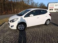 Gebraucht Hyundai ix20 Edition 90 PS (66 kW) 2013 Weiß Kleinwagen