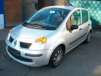 Używany Renault Modus 75 KM (55 kW) 2006 Srebrny Minivan