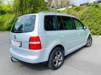 Gebraucht VW Touran 126 PS (92 kW) 2005 Grau Van / Kleinbus