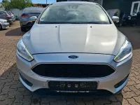 Gebraucht Ford Focus 101 PS (74 kW) 2015 Silber Limousine