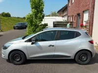 Gebraucht Renault Clio LIMITED 73 PS (53 kW) 2018 Grau Limousine