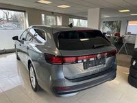 Gebraucht VW Passat 193 PS (141 kW) 2024 Grau Kombi