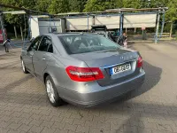 Gebraucht Mercedes E200 Avantgarde 136 PS (100 kW) 2010 Grau Limousine
