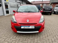 Używany Renault Clio III Dynamique 75 KM (55 kW) 2010 Czerwony Hatchback