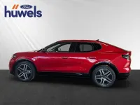 Używany Ford Capri Premium 250 kW (340 KM) 2025 Czerwony SUV