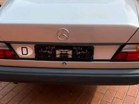 gebraucht Mercedes E230 W 124H-Kenzeichen